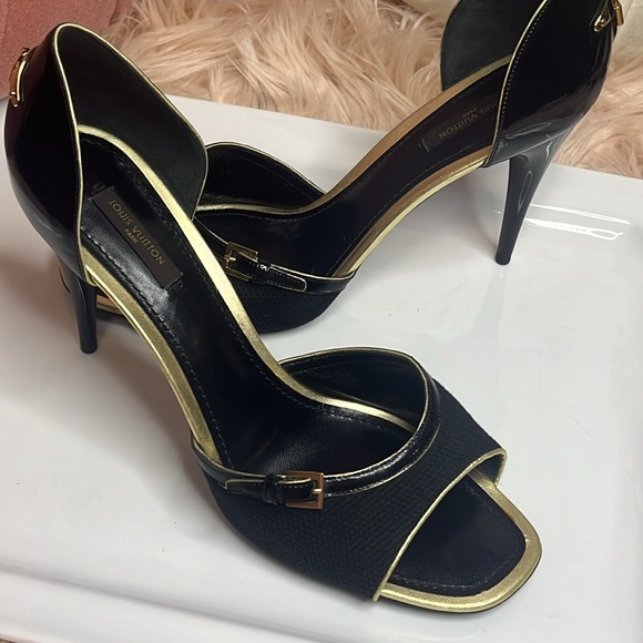LOUIS VUITTON VINTAGE HEELS - Picture 12 of 12